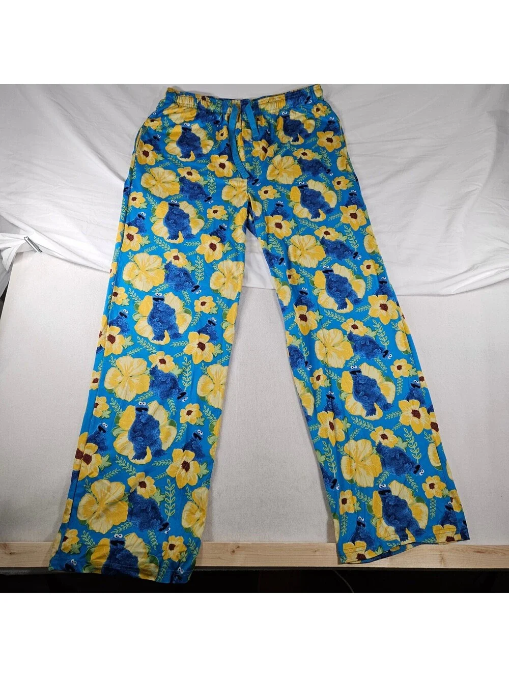 Sesame Street Cookie Monster Pajama Pants Mens XL Tropical Floral Hibiscus Blue